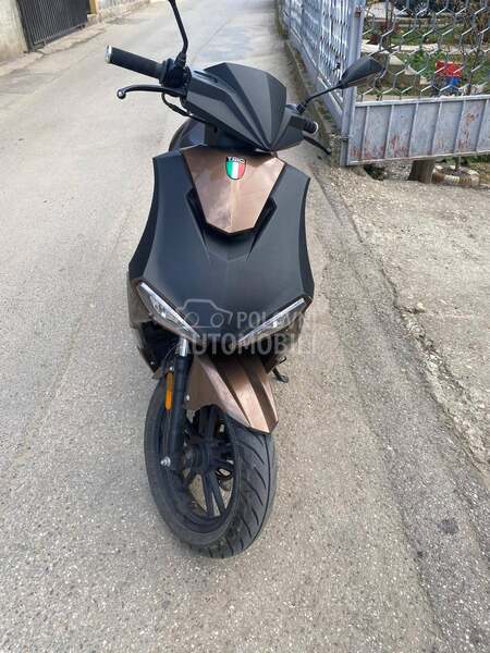 Trio mustang xrs 125