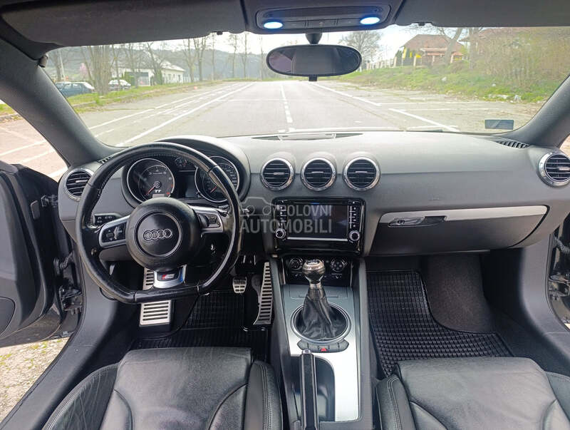 Audi TT 