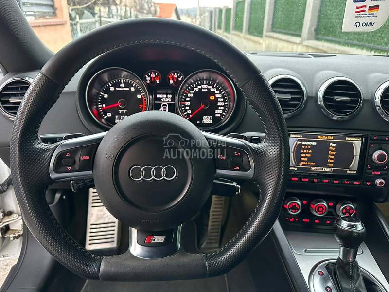 Audi TT S LINE