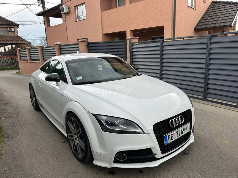 Audi TT S LINE