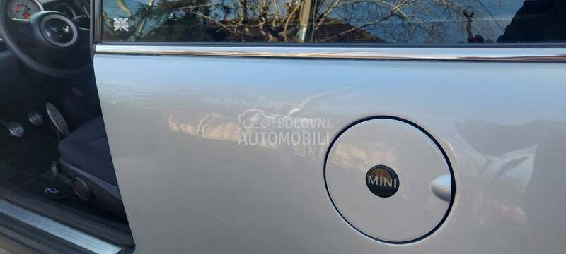 MINI One 