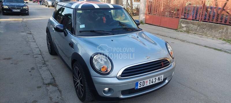 MINI One 