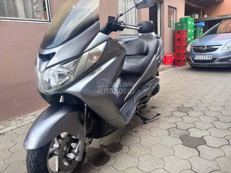 Suzuki Burgman