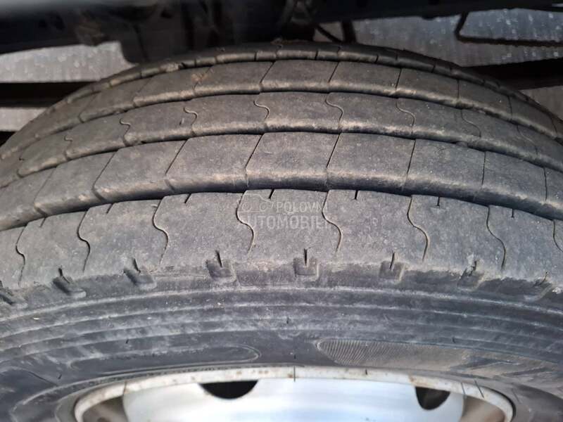 Mercedes Benz Atego 812