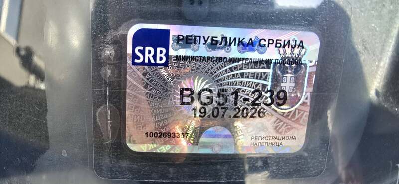 Piaggio MP3 400ie vozi se sa B