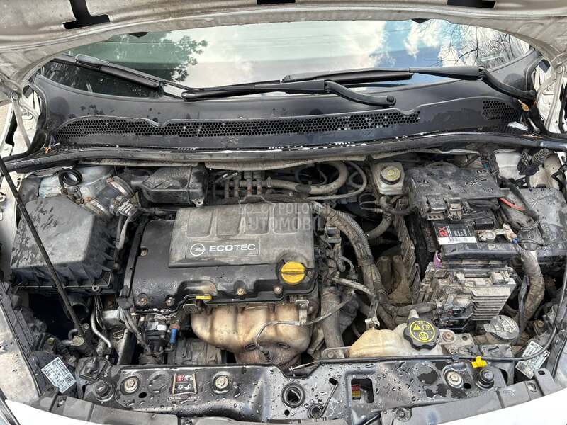Opel Corsa E 