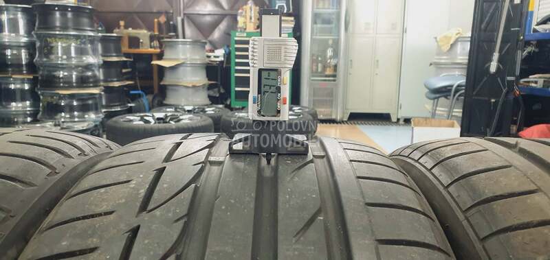 Bridgestone 255/35 R19 Letnja