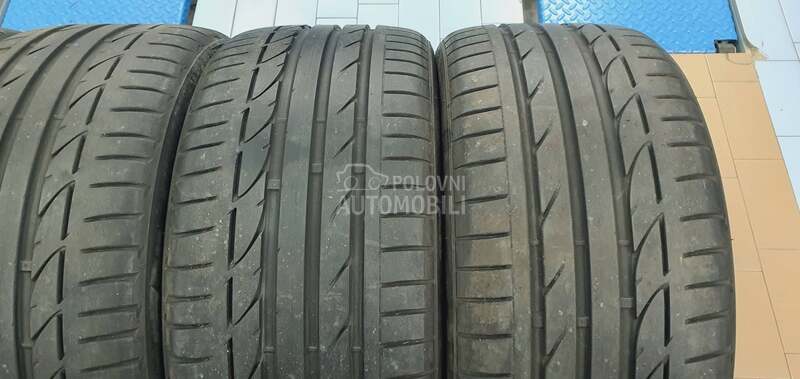 Bridgestone 255/35 R19 Letnja