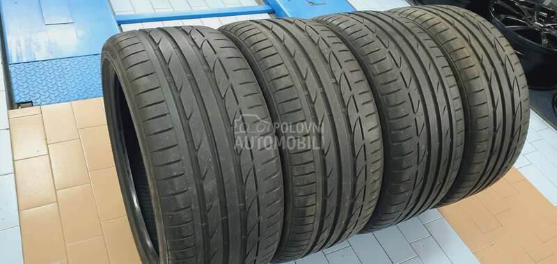 Bridgestone 255/35 R19 Letnja