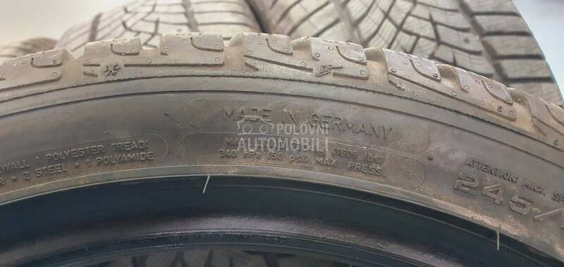 Goodyear 245/40 R18 Zimska