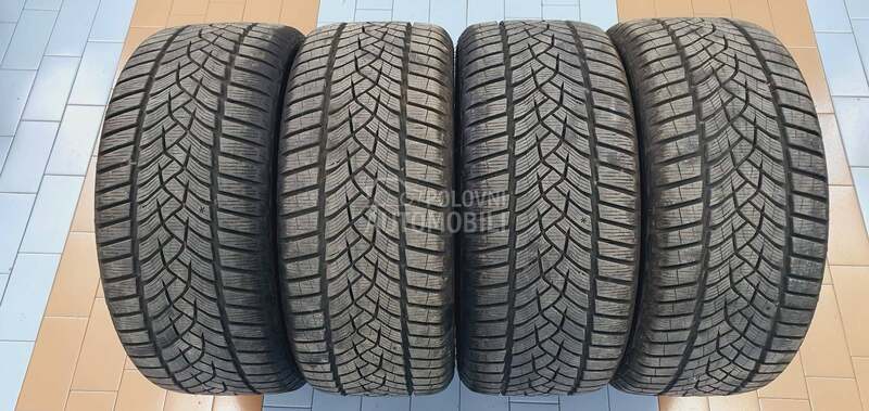 Goodyear 245/40 R18 Zimska