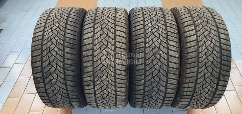 Goodyear 245/40 R18 Zimska
