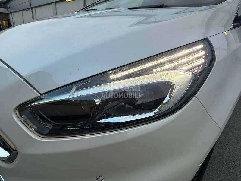 Ford S-Max 2.0 TDCI/ VIGNALE