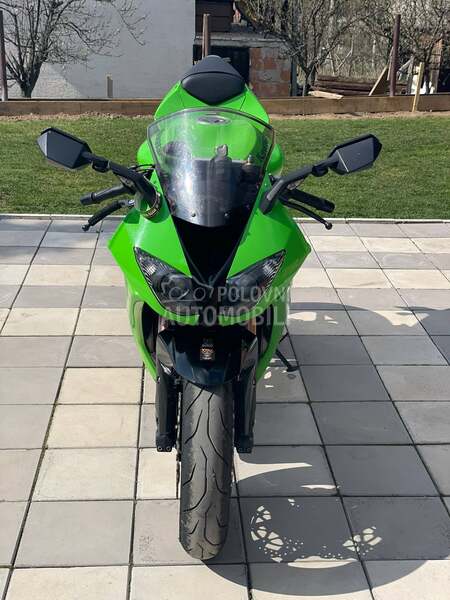 Kawasaki zx 10 r