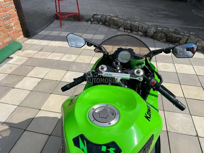 Kawasaki zx 10 r