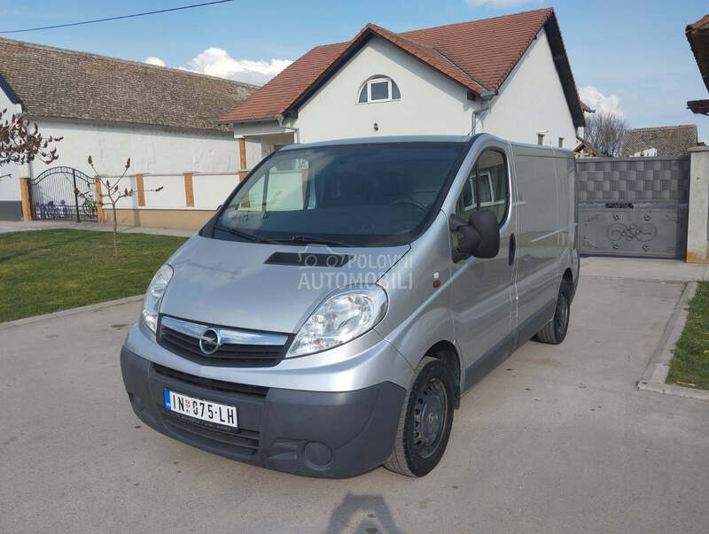 Opel Vivaro 