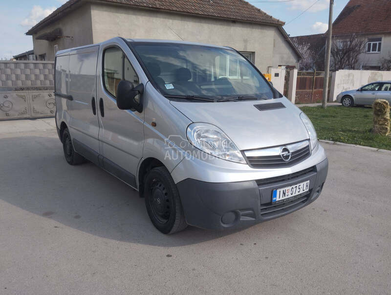 Opel Vivaro 