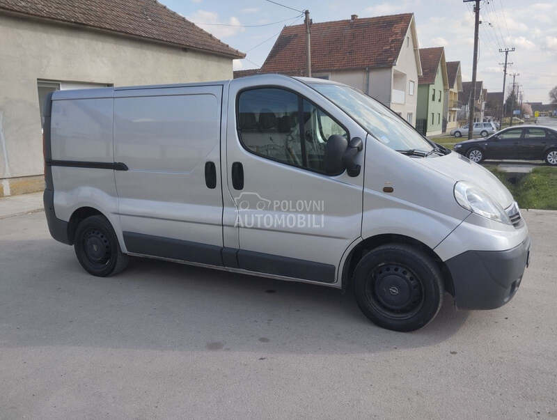 Opel Vivaro 