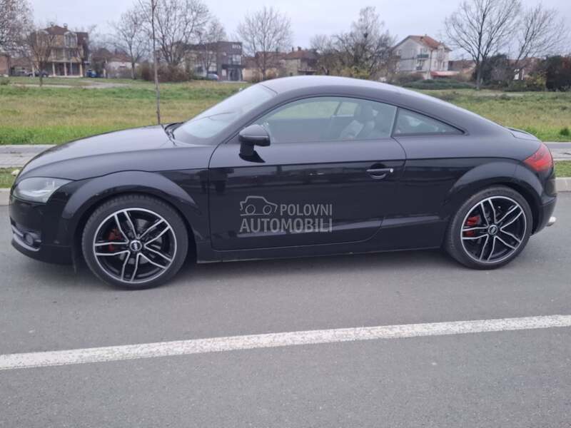 Audi TT 