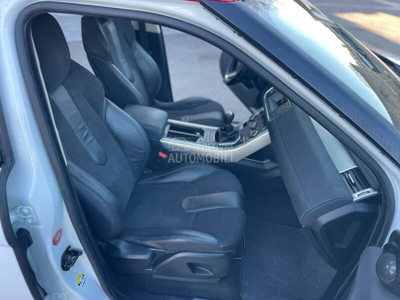 Land Rover Range Rover Evoque R E D