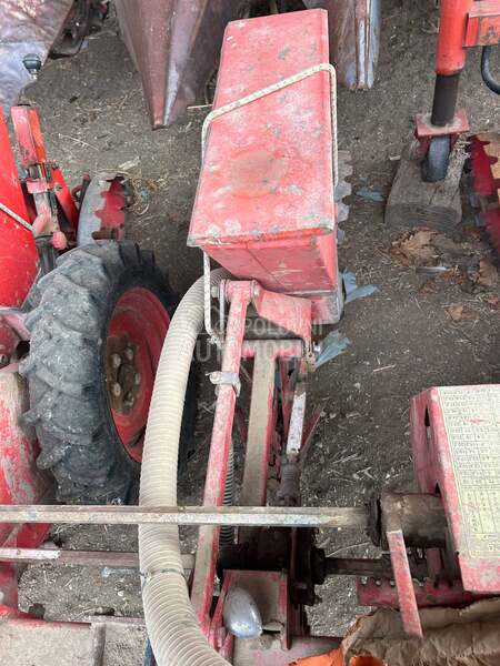 IMT Pneumatska 4 reda