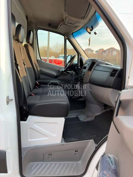 Mercedes Benz Sprinter