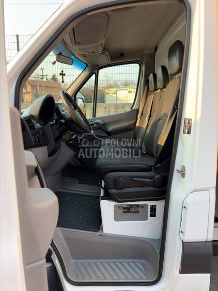 Mercedes Benz Sprinter