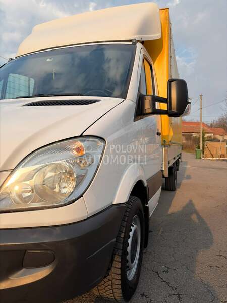 Mercedes Benz Sprinter