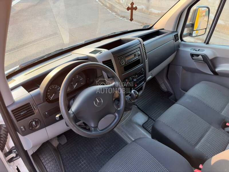 Mercedes Benz Sprinter