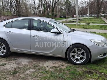 Opel Insignia 2.0 cdti reg