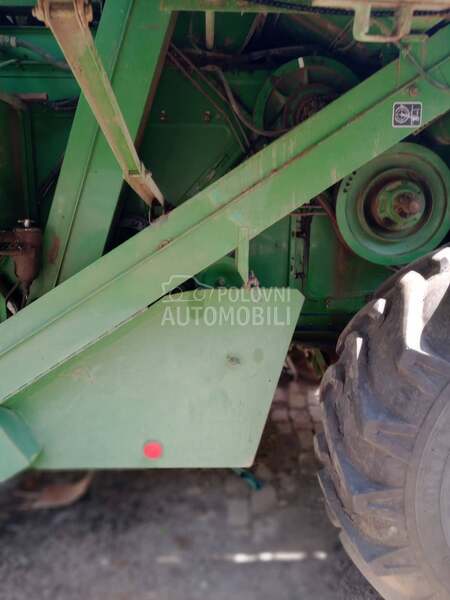 John Deere 1075
