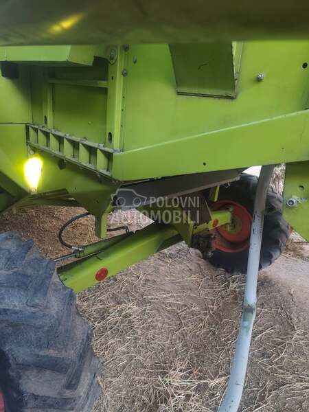 Claas Dominator 88