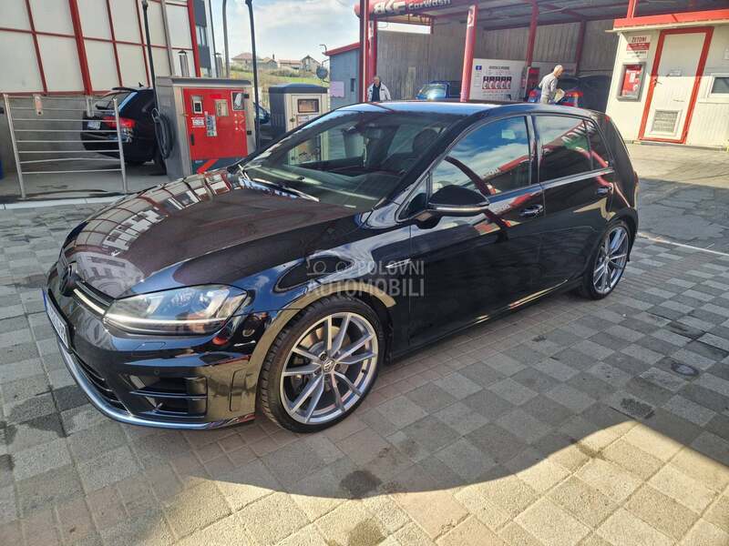 Volkswagen Golf 7 R Carbon