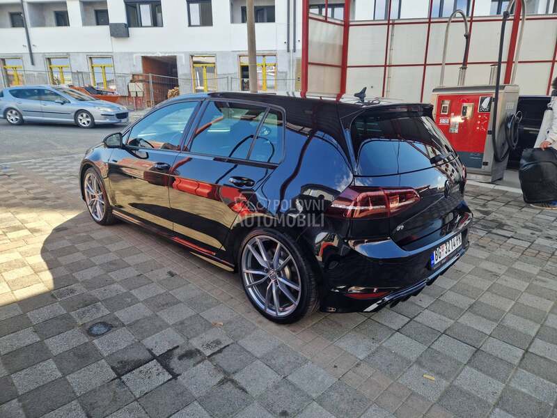 Volkswagen Golf 7 R Carbon