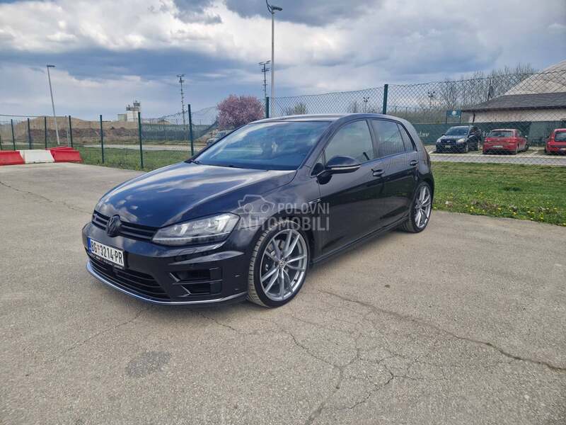 Volkswagen Golf 7 R Carbon