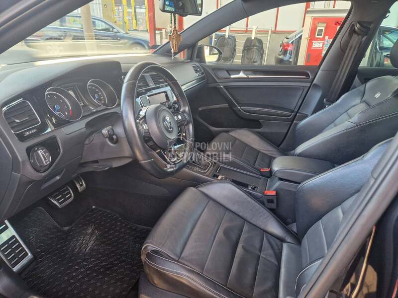Volkswagen Golf 7 R Carbon