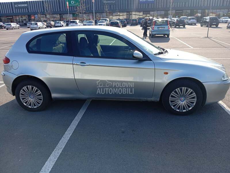 Alfa Romeo 147 