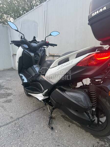 Yamaha X Max 300