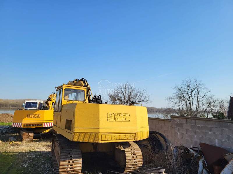 Liebherr 922