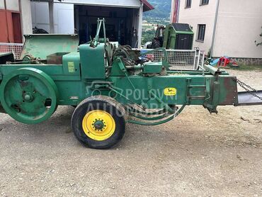 John Deere 224T