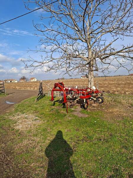 Kuhn rastresac sena.