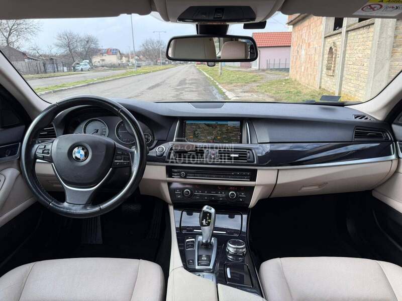 BMW 520 Pano