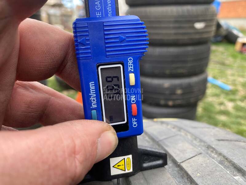 Bridgestone 235/45 R20 Letnja