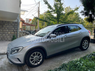 Mercedes Benz GLA 220 GLA 200