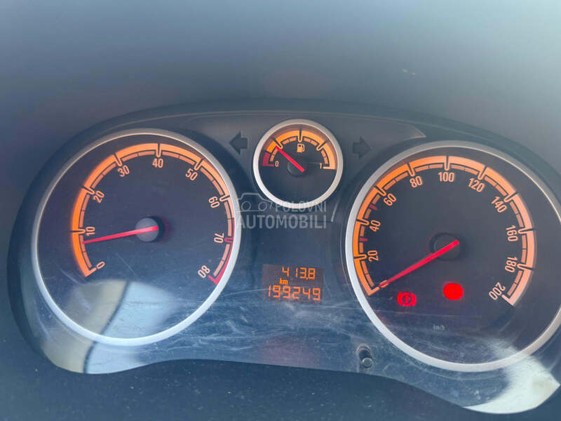 Opel Corsa D 