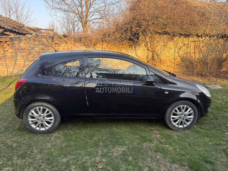 Opel Corsa D 