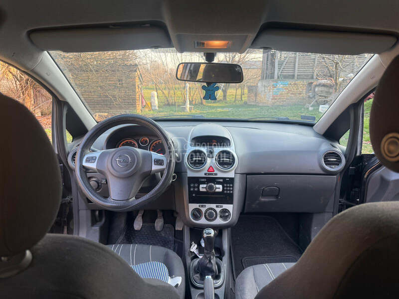 Opel Corsa D 