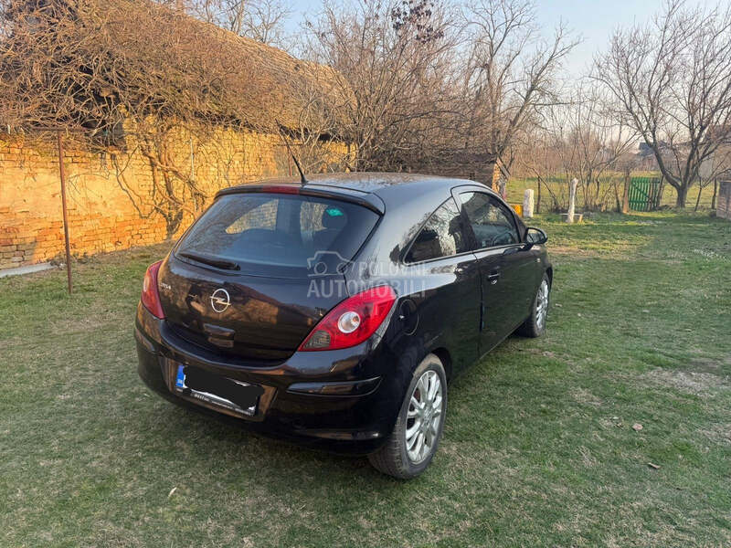 Opel Corsa D 