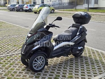 Piaggio MP3