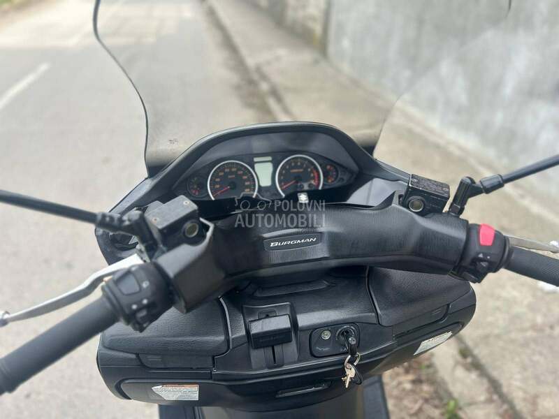 Suzuki Burgman 400